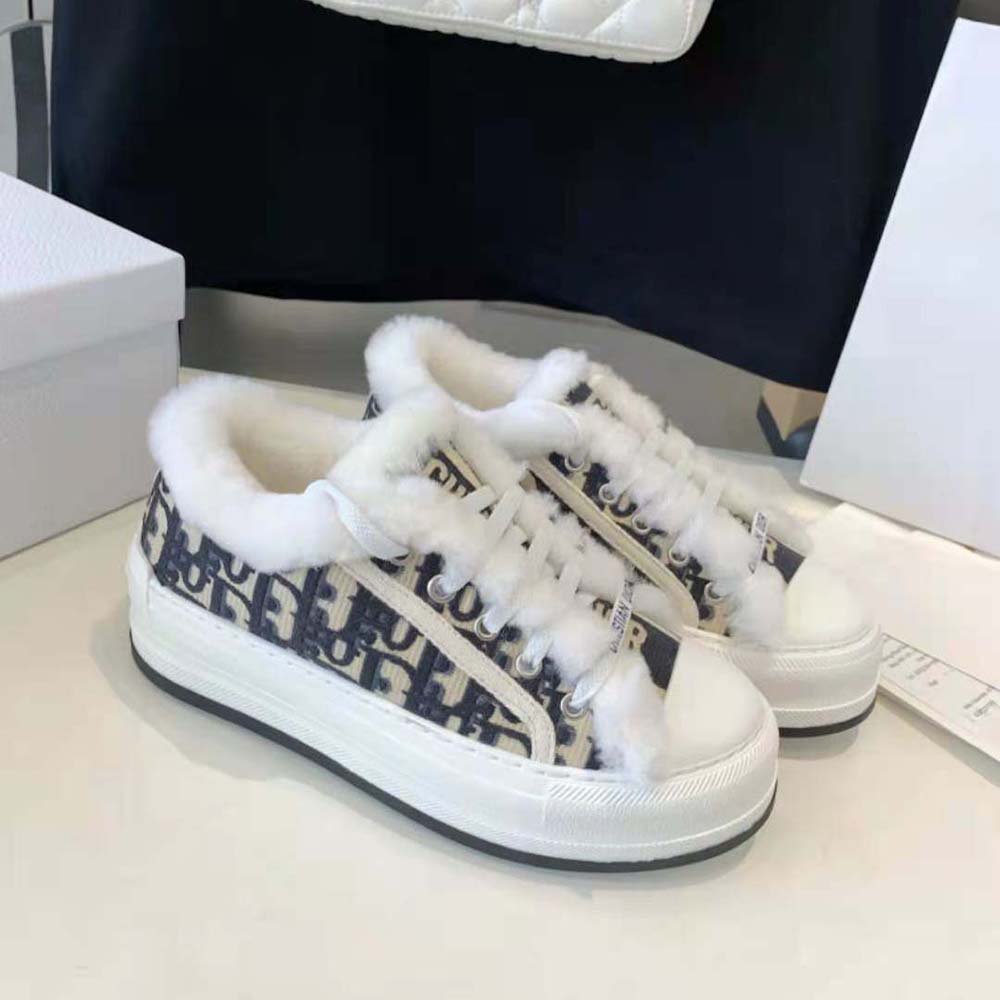 Dior Women Walk'n'dior Platform Sneaker Deep Blue Dior Oblique Embroidered Cotton and White Shearling - Image 3