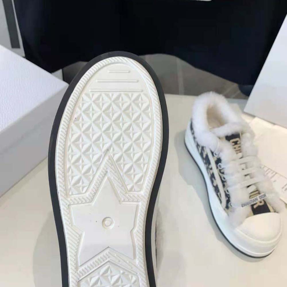 Dior Women Walk'n'dior Platform Sneaker Deep Blue Dior Oblique Embroidered Cotton and White Shearling - Image 10