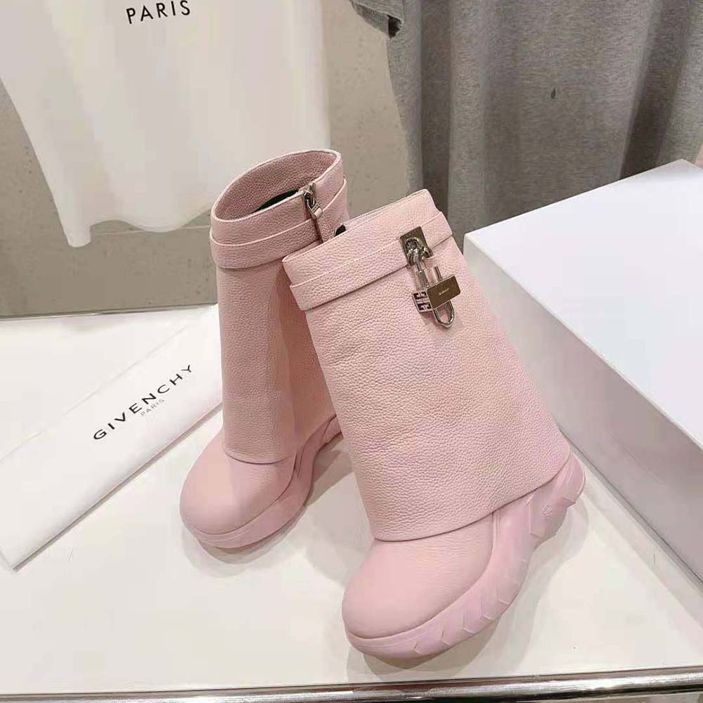 Givenchy Women Shark Lock Biker Ankle Boots in Grained Leather-Pink - Image 6