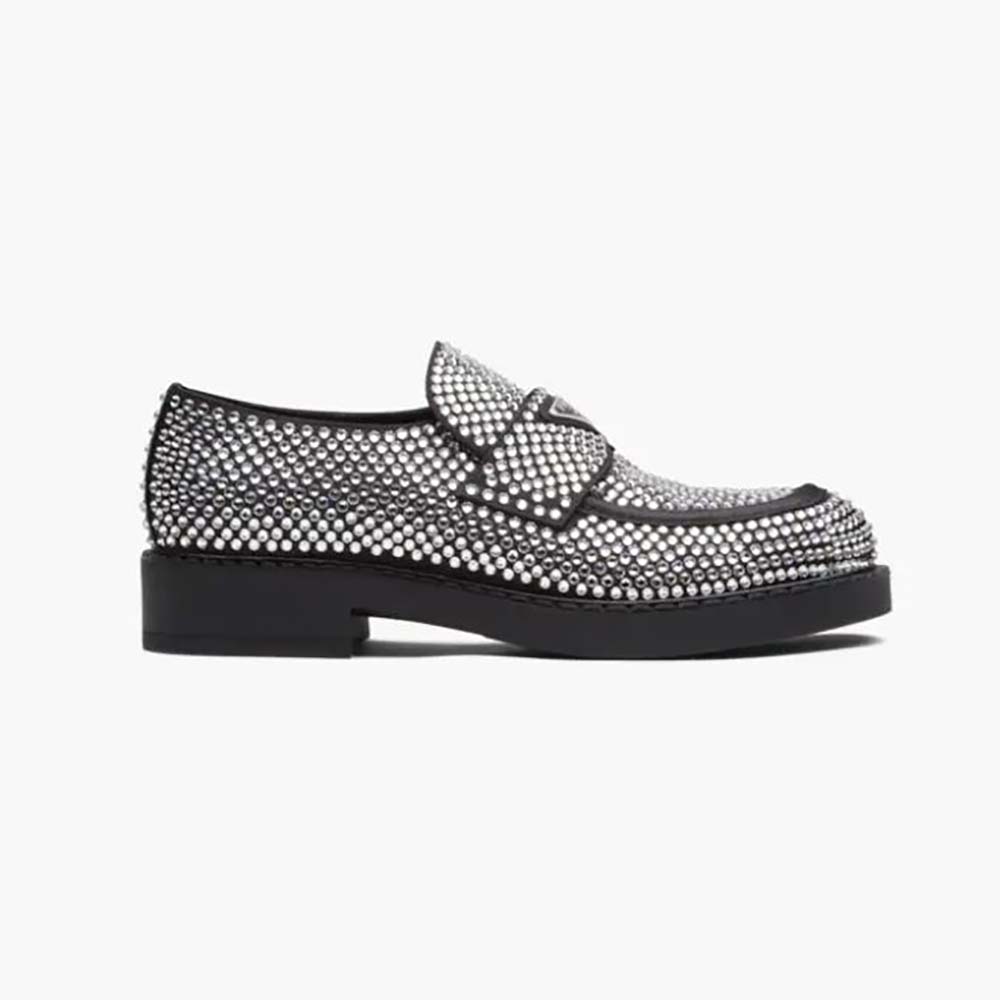  Sneakers vs Loafers: Best Designer Style Shoes for Everyday Wear