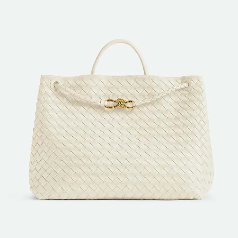 Bottega Veneta Women Large Andiamo in Lambskin Leather-White