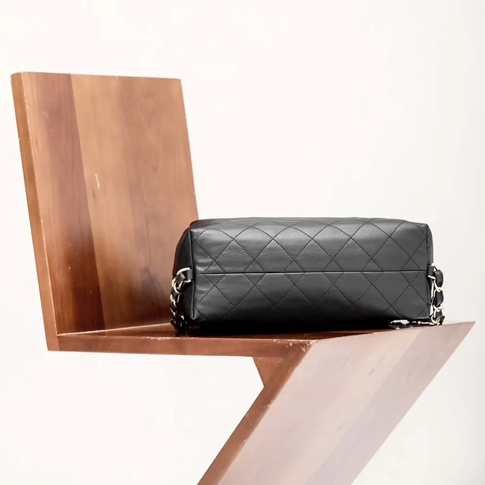 Chanel Women Large Backpack Calfskin Gold Tone Metal-Black