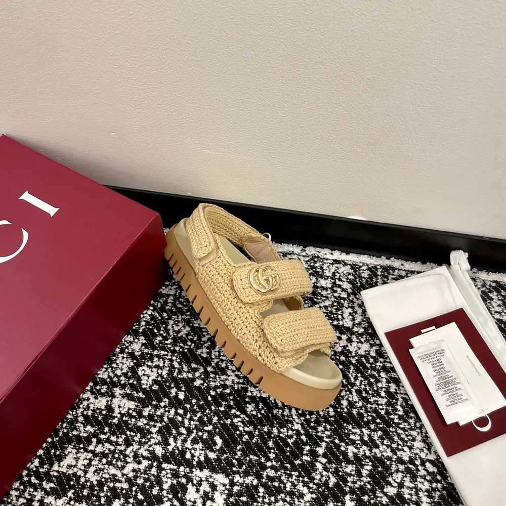 Gucci Unisex Sandal with Double G-Beige 835086FAEQ2