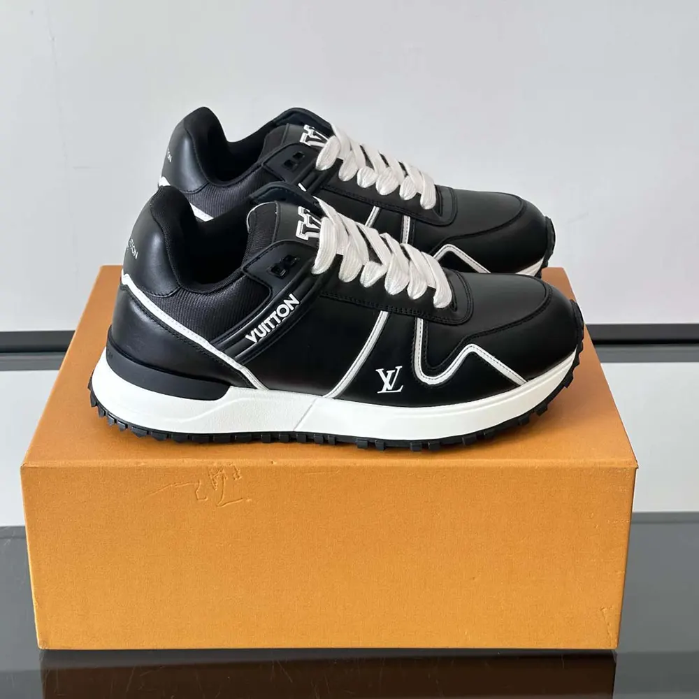 Louis Vuitton LV Unisex Run Away Maxi Sneaker-Black 1AHSS0