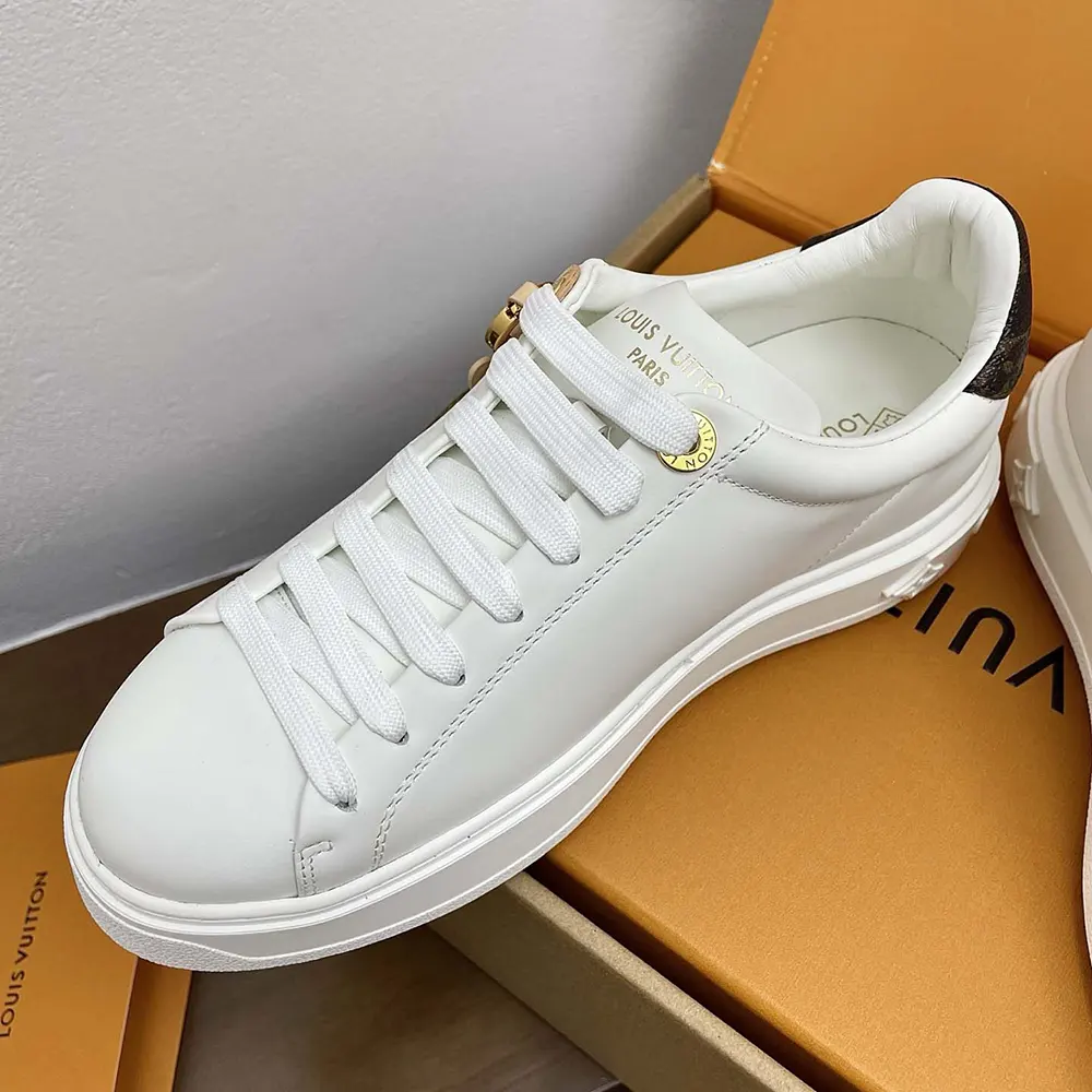 Louis Vuitton Unisex LV Time Out Sneaker Plain Calf Leather 1AGUX8