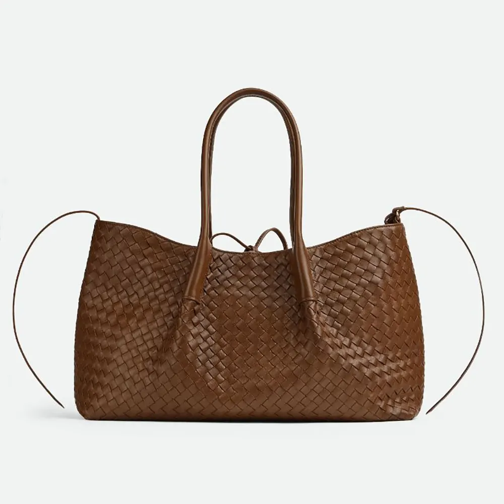 Bottega Veneta Women Pinacoteca in Intrecciato Silky Calf Leather 817166V