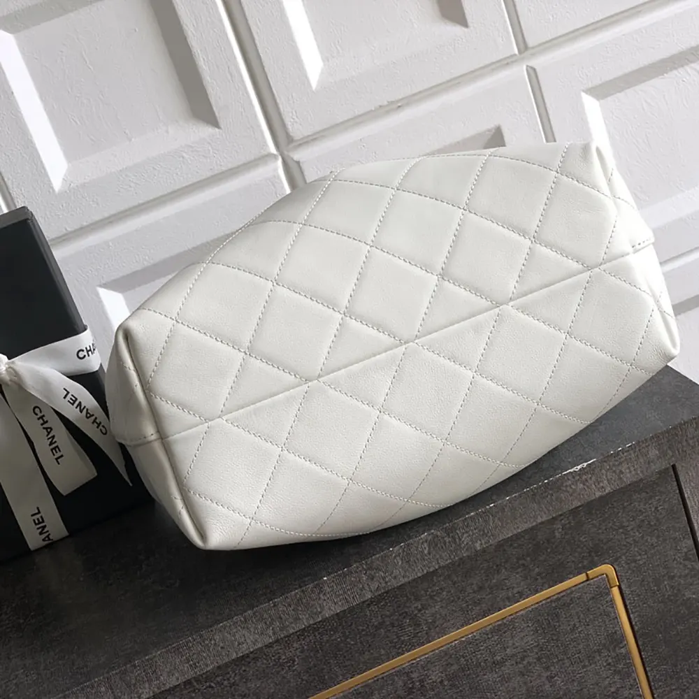 Chanel Women Maxi Hobo Bag Calfskin Gold Tone Metal-Light Beige AS5975