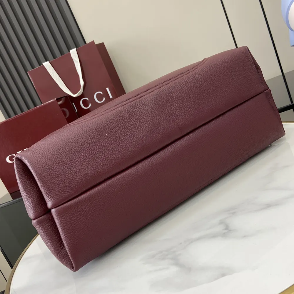 Gucci Women Softbit Maxi Shoulder Bag-Maroon 837466AAEAO