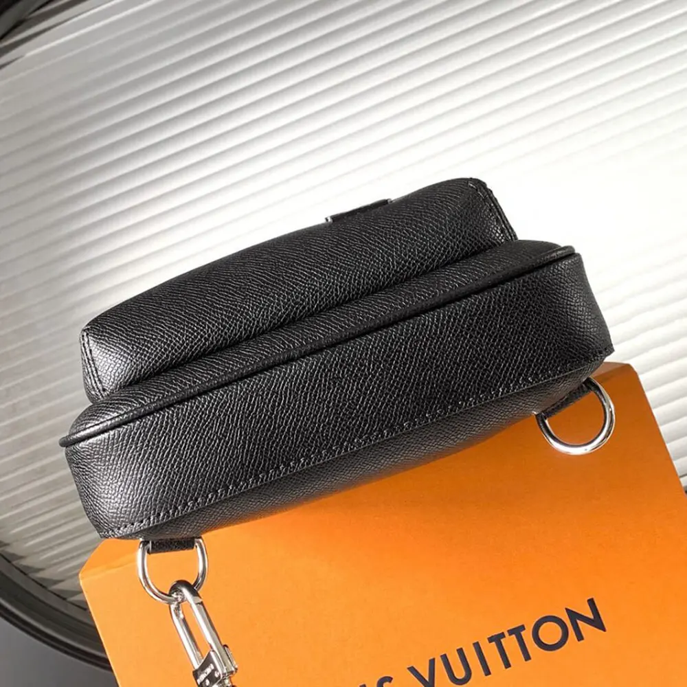 Louis Vuitton LV Men Avenue Slingbag Taiga Cowhide Leather-Black M30863A