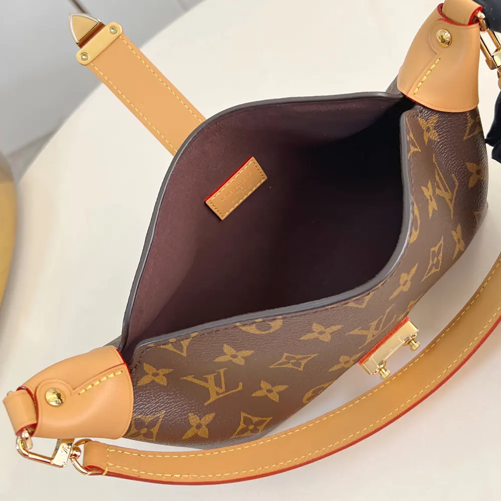 Louis Vuitton LV Unisex Pochette Mia Monogram Coated Canvas M26191