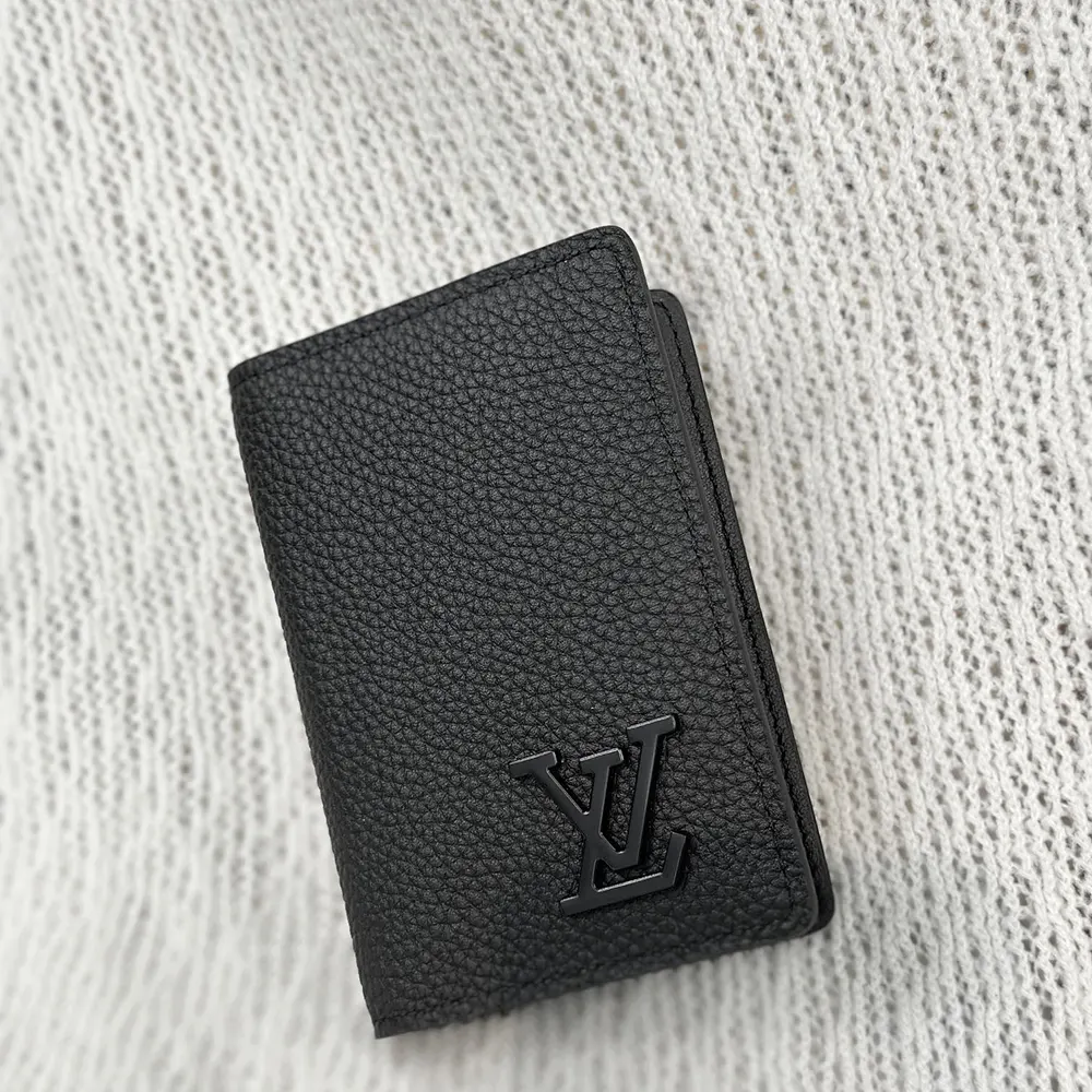 Louis Vuitton LV Unisex Pocket Organizer Cowhide Leather-Black M69979