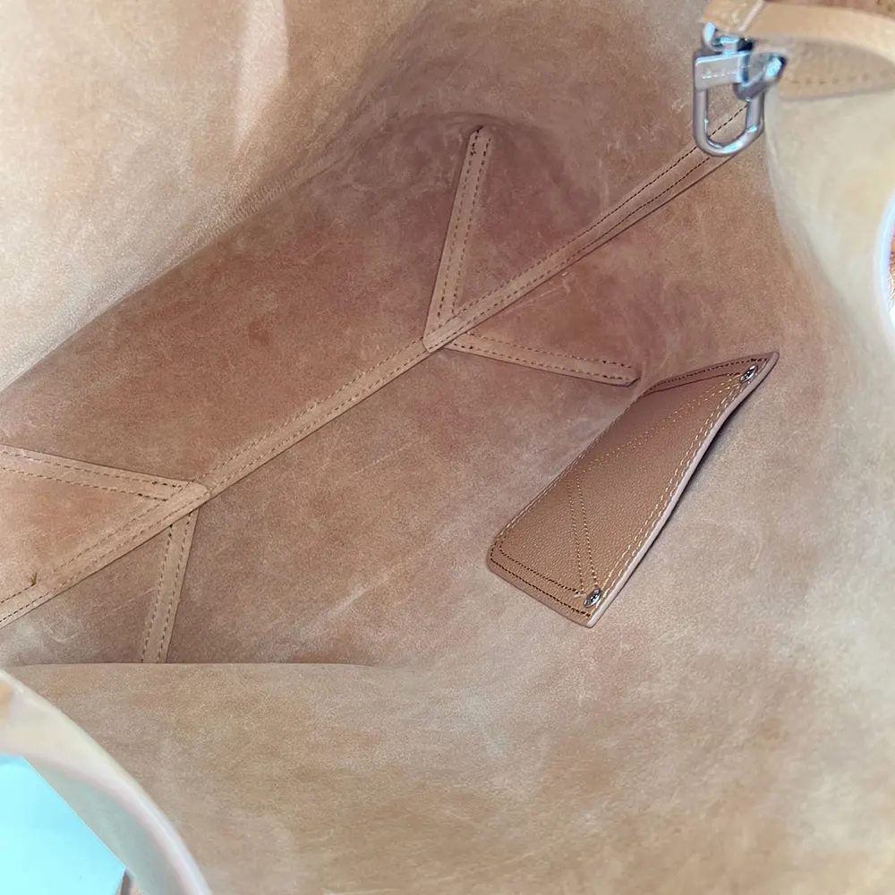 Louis Vuitton LV Unisex Verso Hobo LV Touch Calfskin Leather-Tan M26745