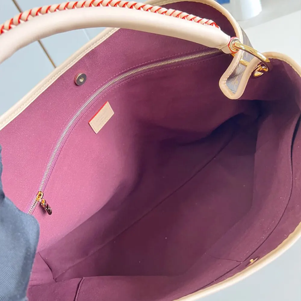 Louis Vuitton LV Women Again Handbag Monogram Canvas Base M25877