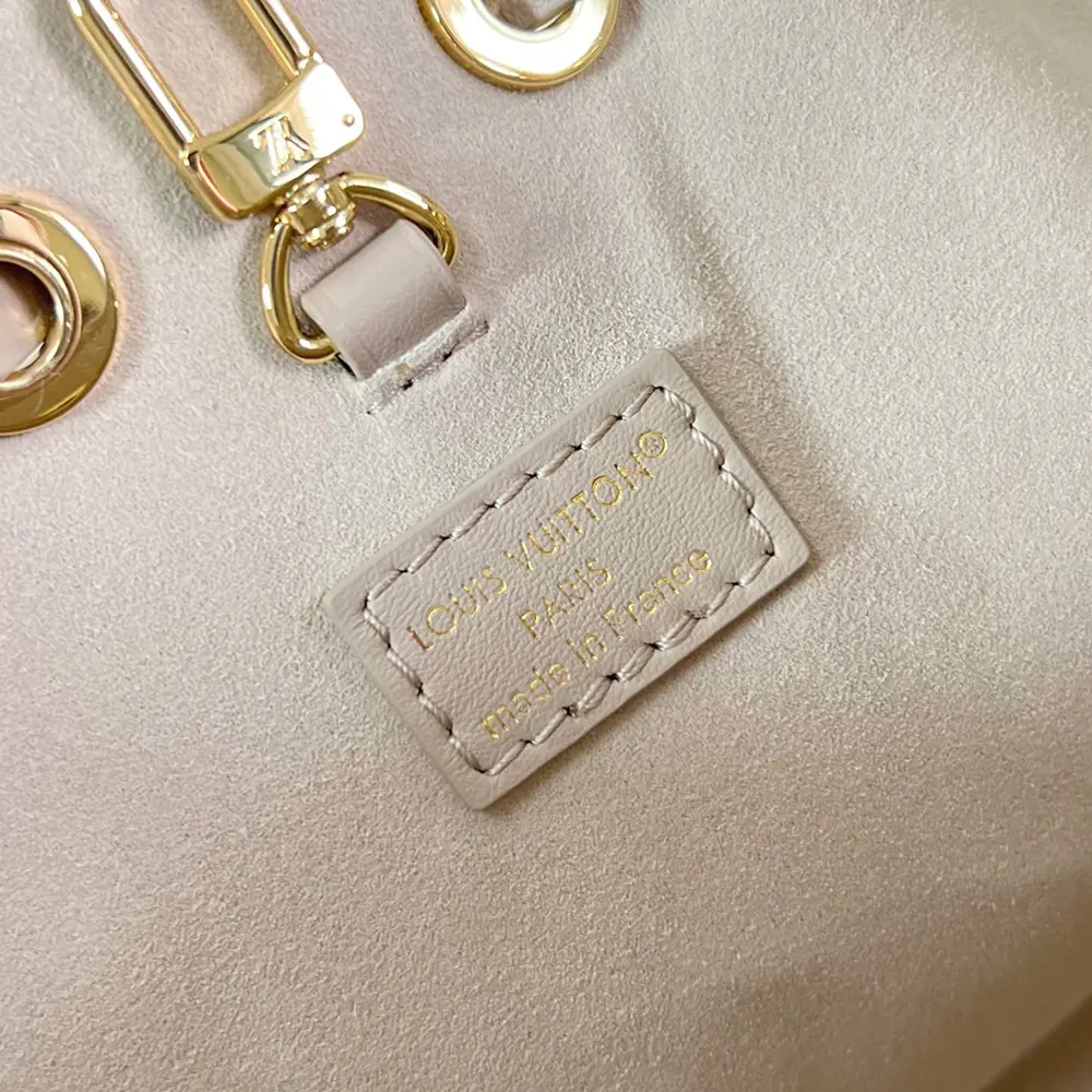 Louis Vuitton LV Women Coussin Bucket Lamb Leather-Beige M26530