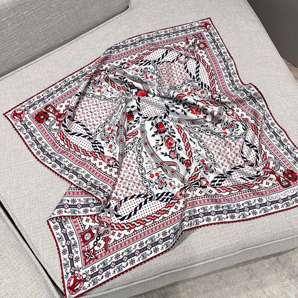 Louis Vuitton Women Summer Garden Square 90 M96328