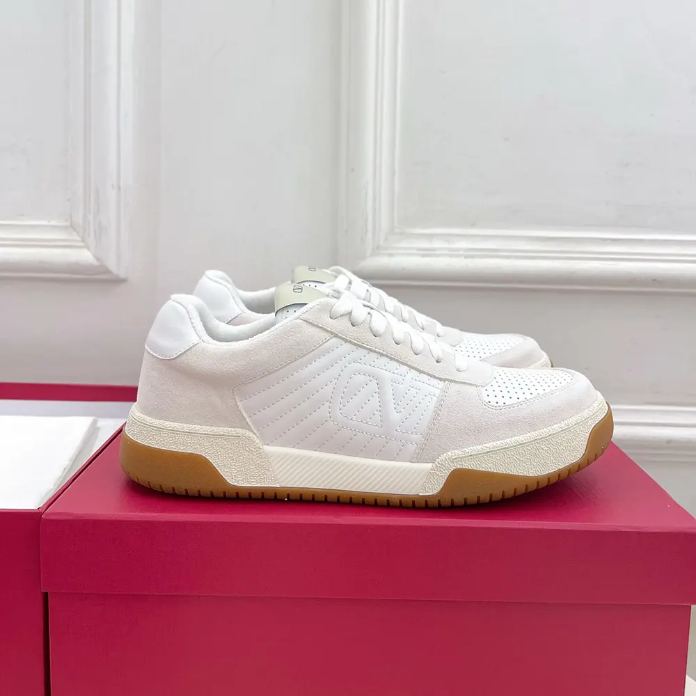 Valentino Unisex Sparry Sneaker in Split Leather and Nappa 8Y2S0M78ZZM