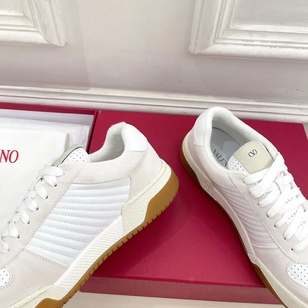 Valentino Unisex Sparry Sneaker in Split Leather and Nappa 8Y2S0M78ZZM