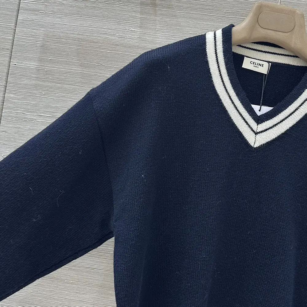 Celine Men V-Neck Sweater in Cashmere RY0RC0V09