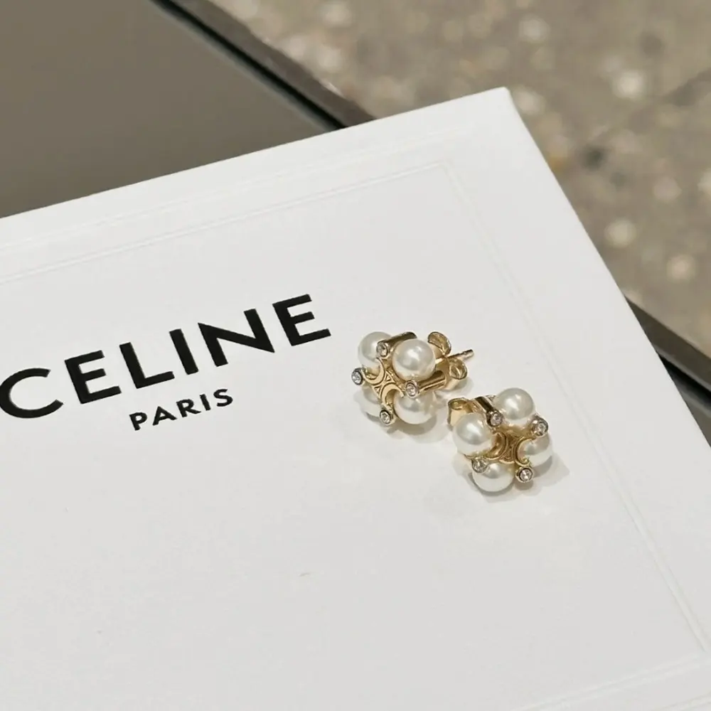 Celine Women Les Perles Celine Studs in Strass esin Pearls and Brass with Gold Finish