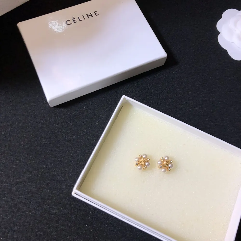 Celine Women Les Perles Celine Studs in Strass esin Pearls and Brass with Gold Finish