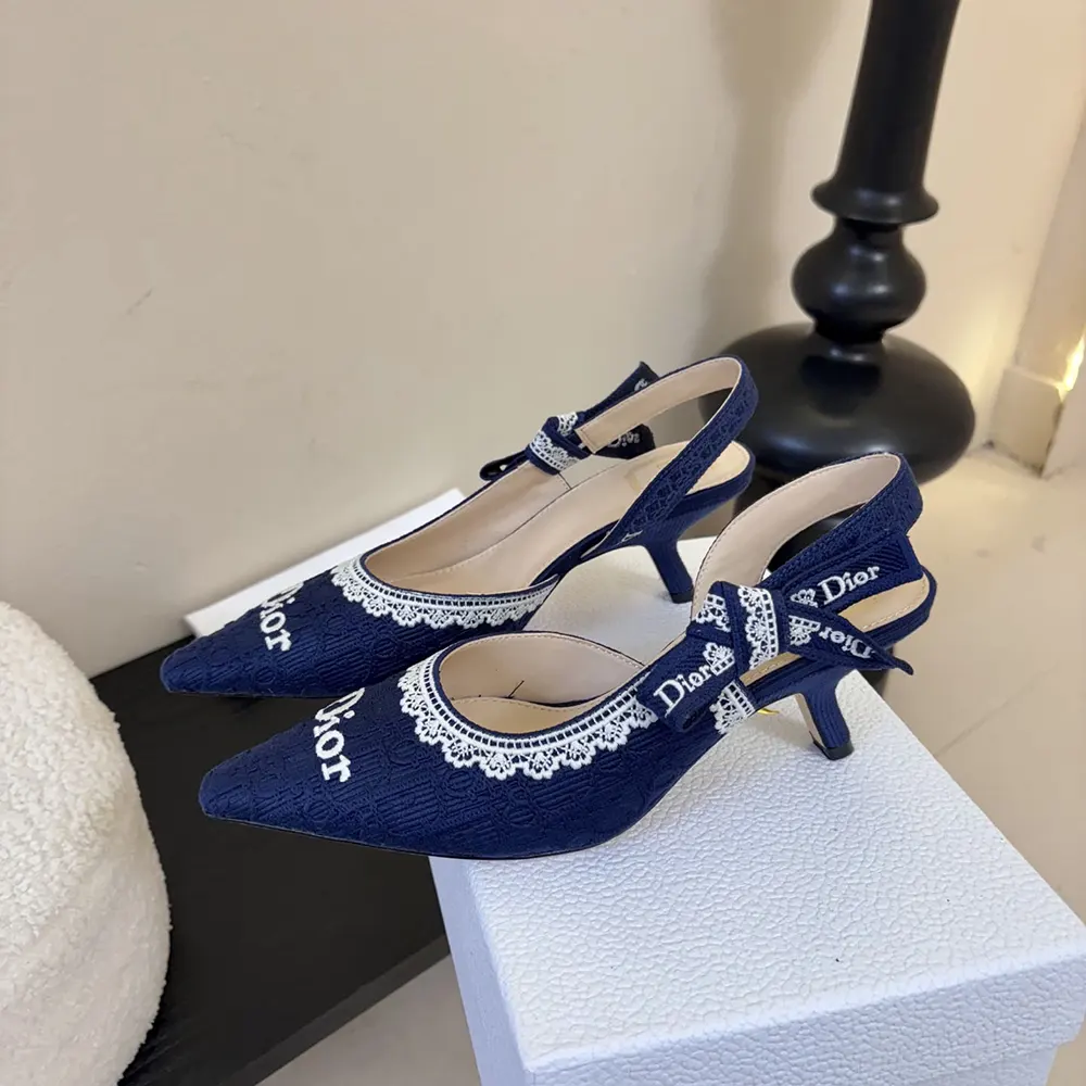 Dior Women J’Adior Slingback Pump Blue Dior Oblique Embroidered Cotton and White Lace