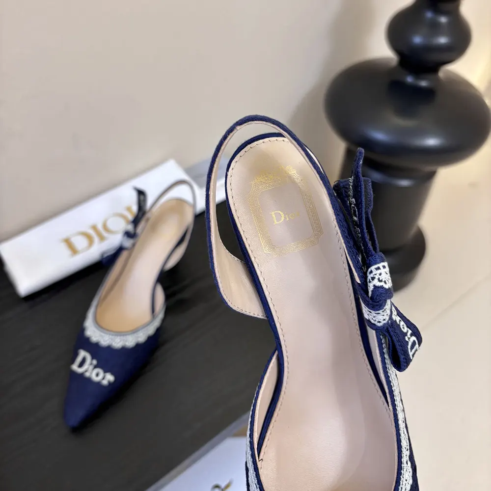 Dior Women J’Adior Slingback Pump Blue Dior Oblique Embroidered Cotton and White Lace
