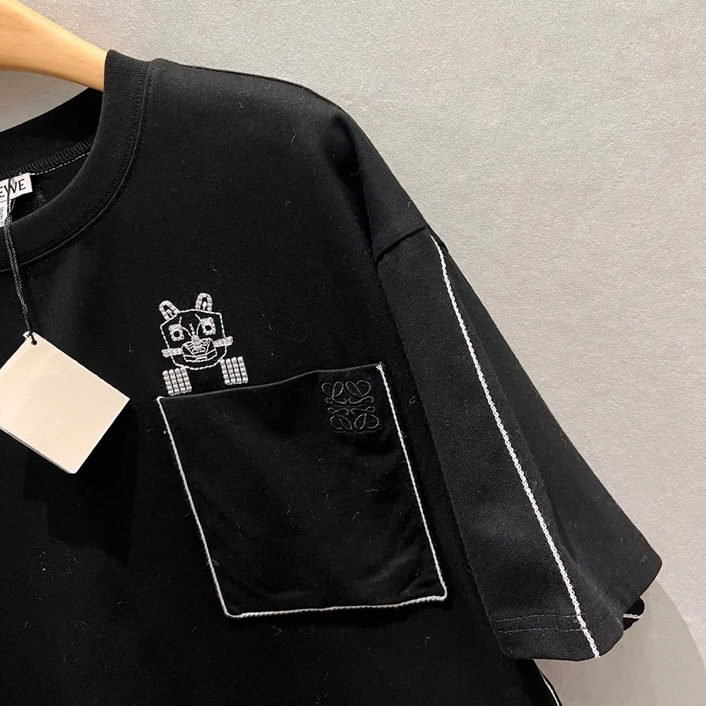 Loewe Women Regular Fit T-Shirt in Cotton-Black S359AJ2X03