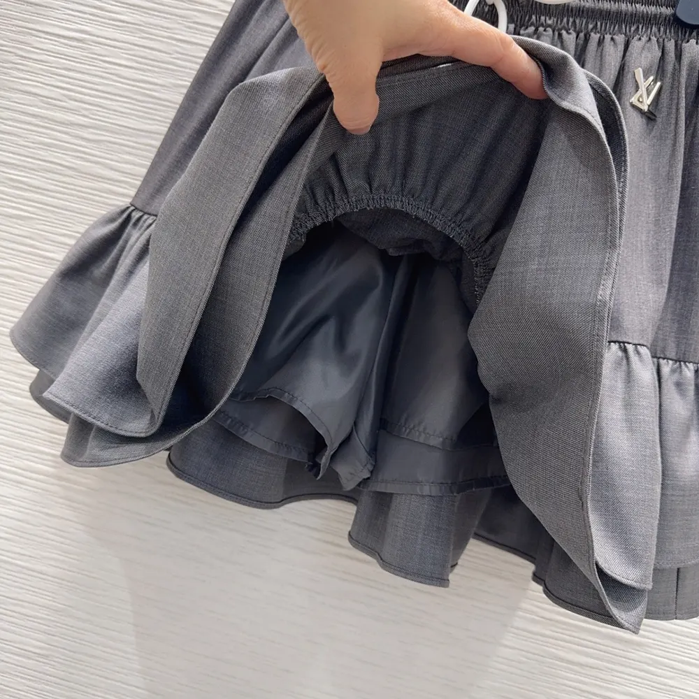 Louis Vuitton Women Ruffle Hem Skirt 1AJHC7