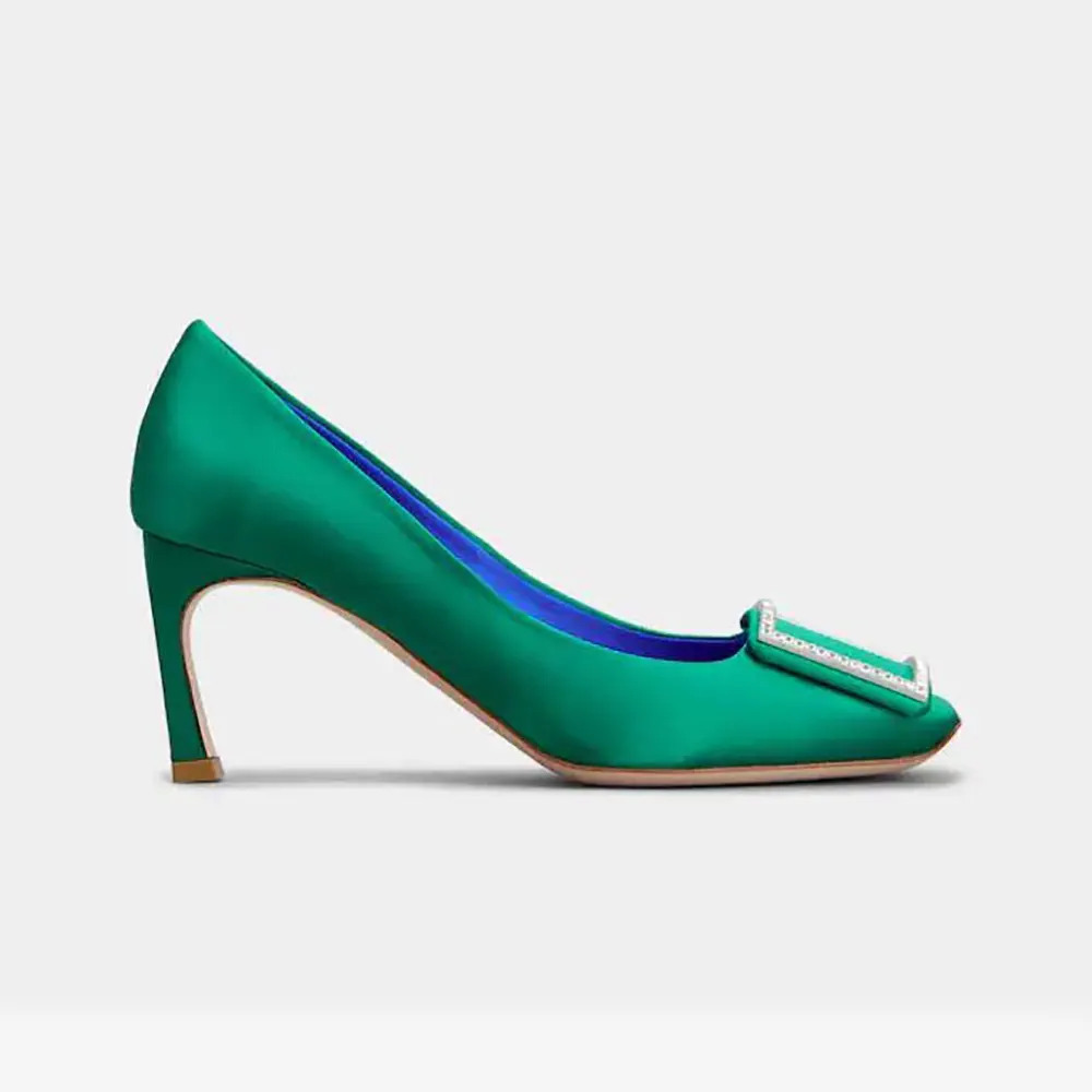 Roger Vivier Women Trompette Pumps in Satin-Green RVW40044010
