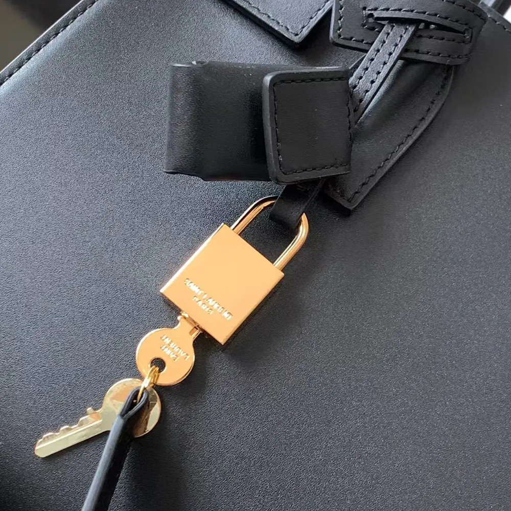 Saint Laurent YSL Women Sac De Jour in Smooth Leather-Black