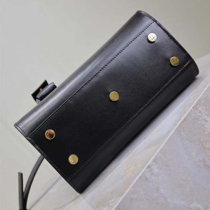 Saint Laurent YSL Women Sac De Jour in Smooth Leather-Black