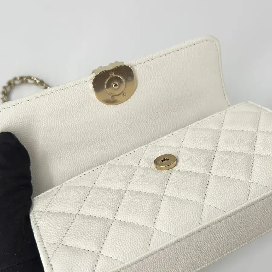 Chanel Women Kelly 23 with Chain Grained Shiny Calfskin Gold Tone Metal-White