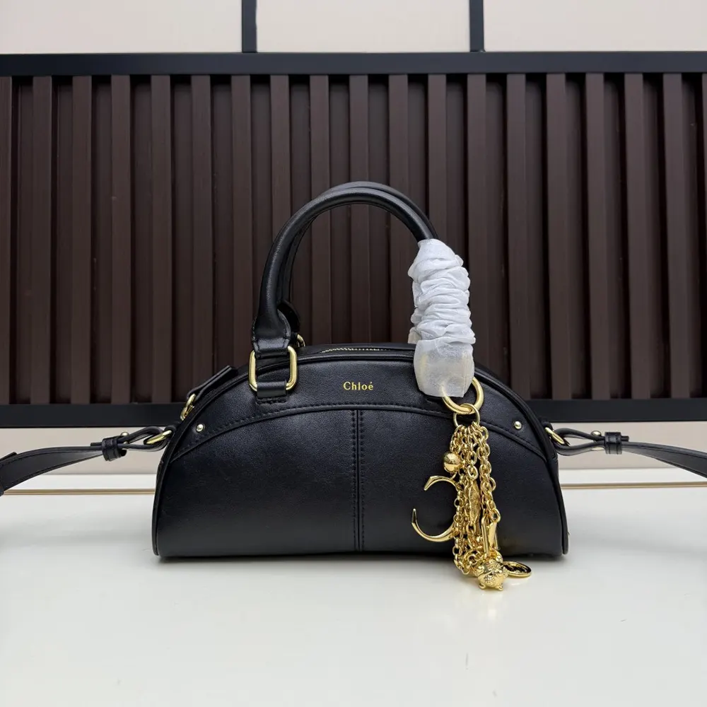 Chloe Women Small Chloé Bowling Bag In Soft Leather-Black