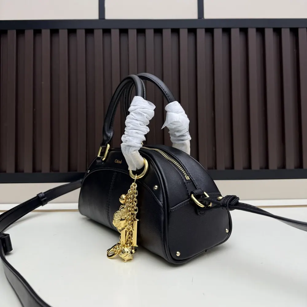 Chloe Women Small Chloé Bowling Bag In Soft Leather-Black