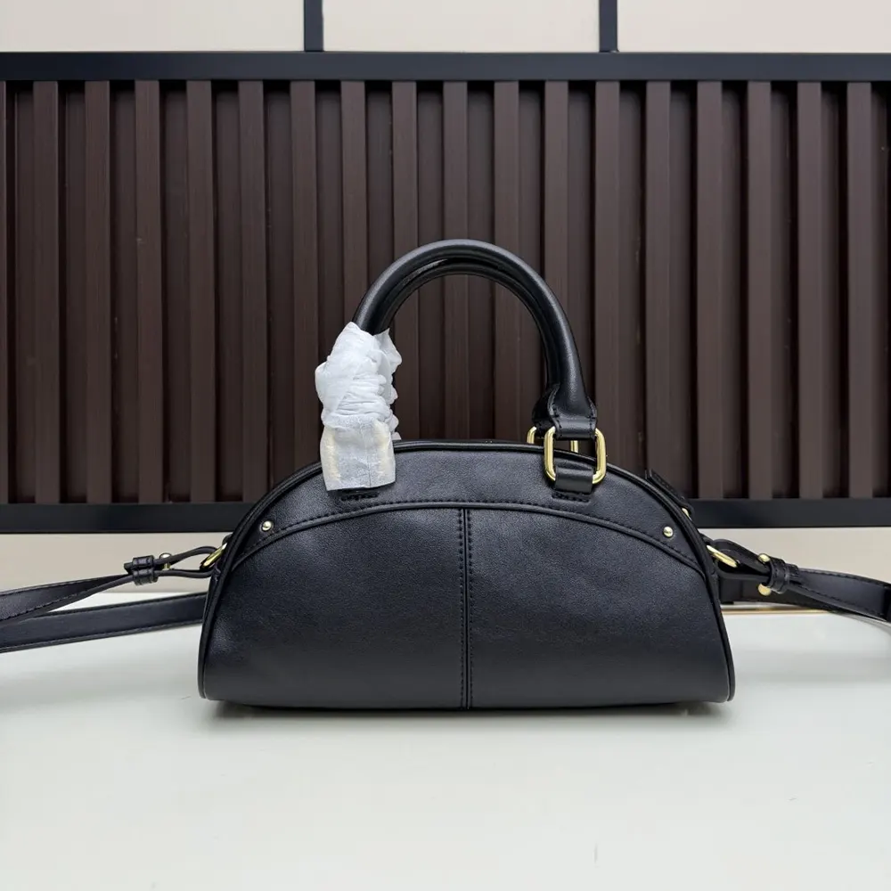 Chloe Women Small Chloé Bowling Bag In Soft Leather-Black