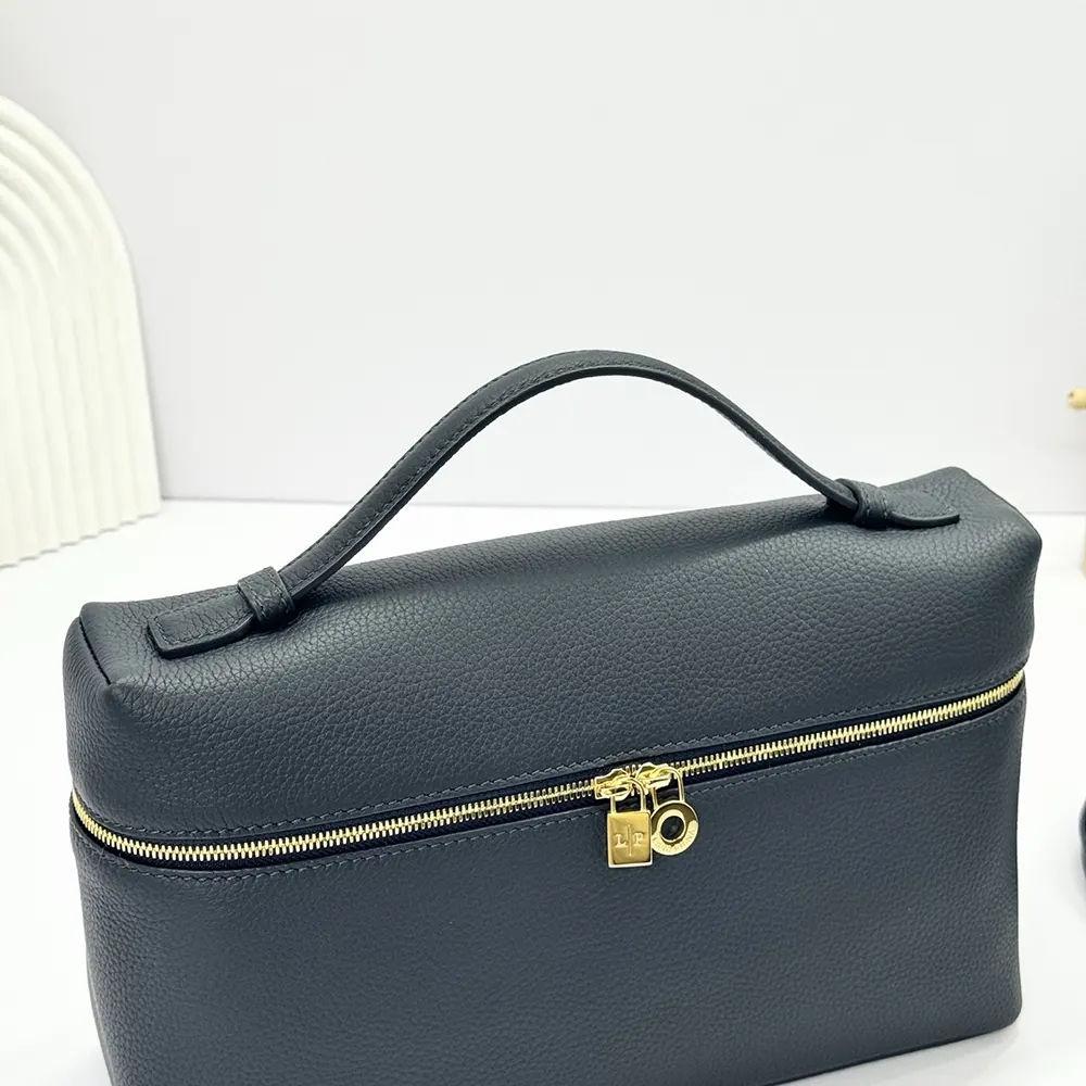 Loro Piana Women Extra Pocket L27-Navy FAN4043