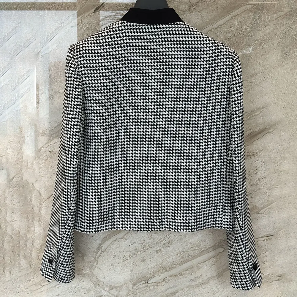 Dior Women Cropped Jacket Black and White Houndstooth Virgin Wool Blend - Image 4