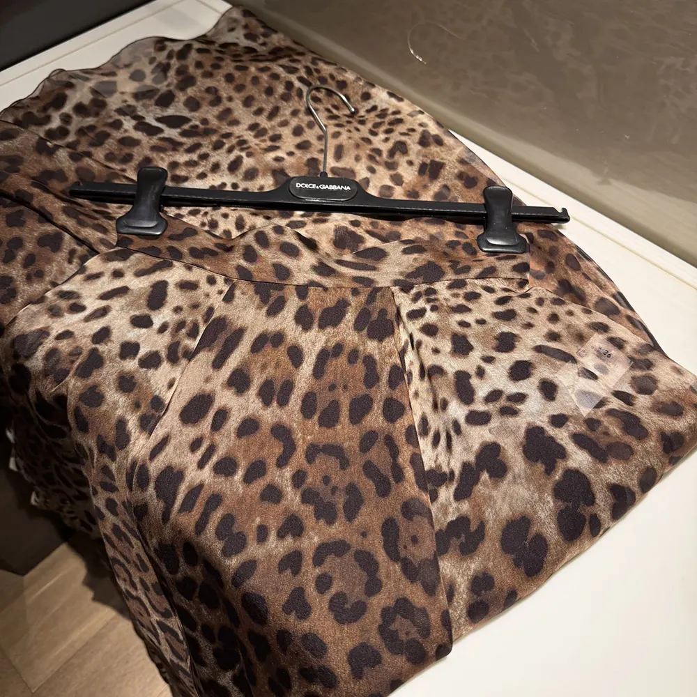 Dolce Gabbana D&G Women Leopard-Print Chiffon Circle Skirt F4CSOTIS1