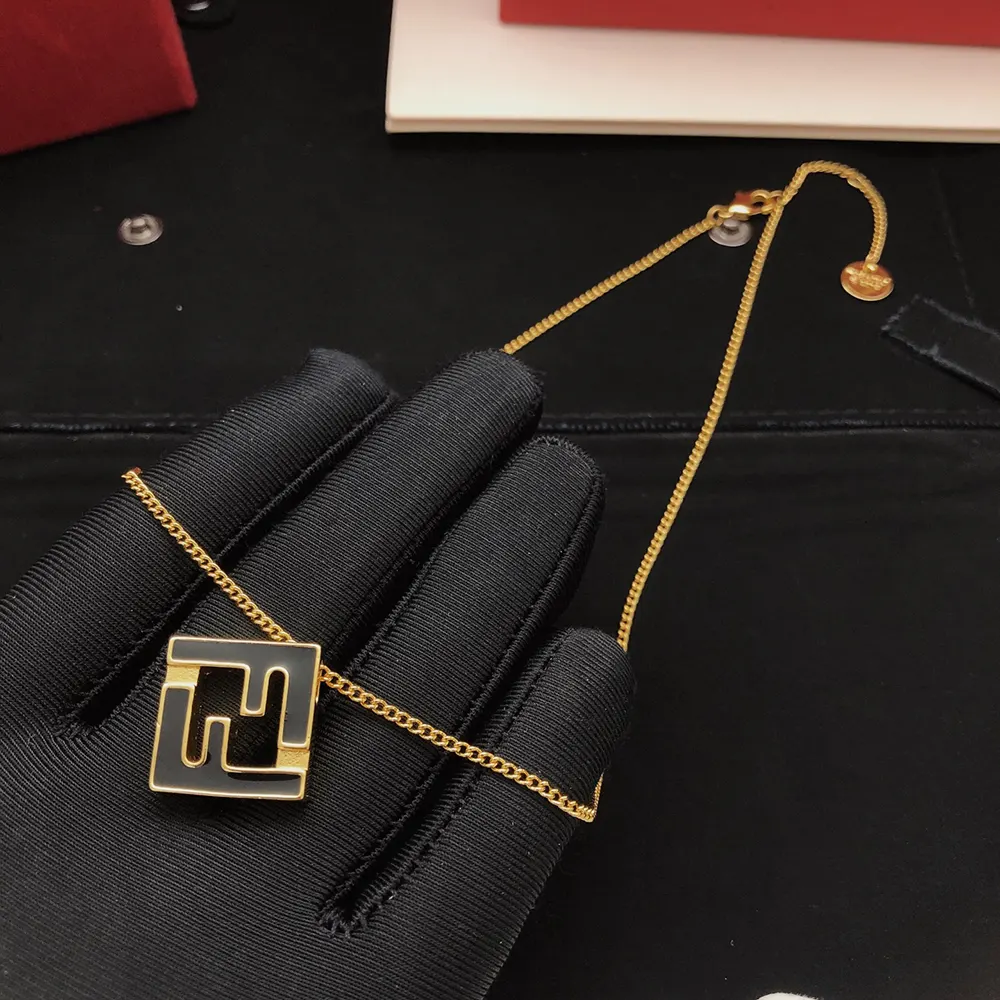 Fendi Women Forever Fendi Necklace Gold-colored and Black Metal