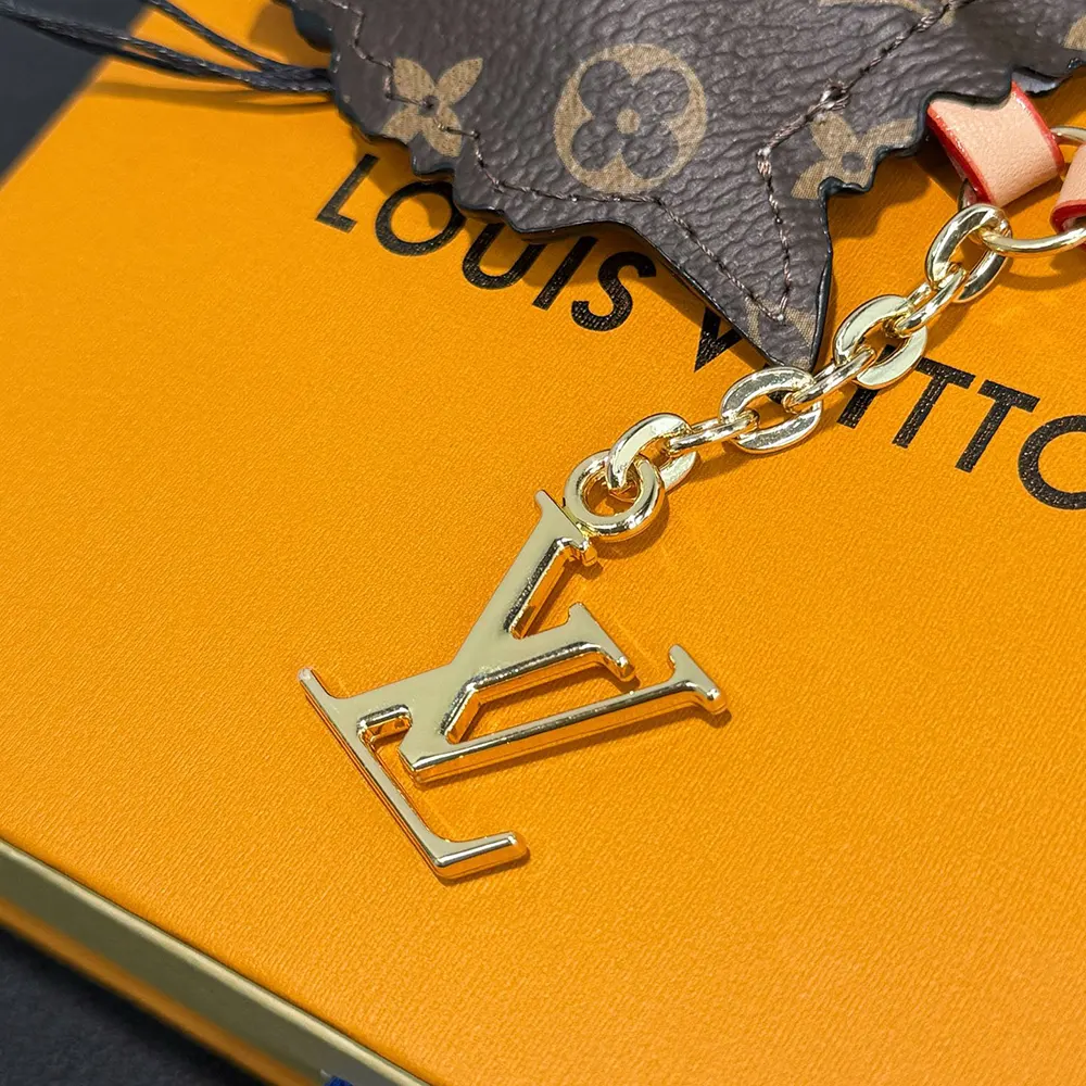 Louis Vuitton Unisex LV Cat Bag Charm M02944