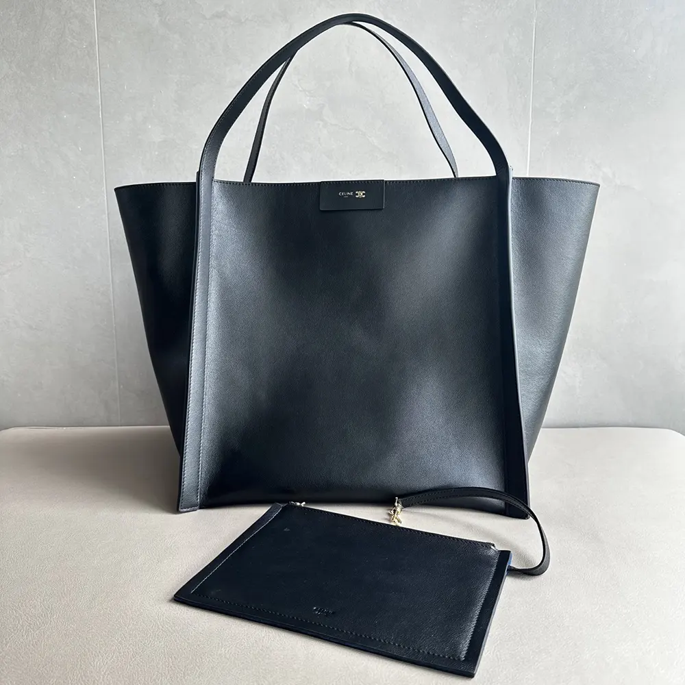 Celine Women Medium Cube Bag In Supple Calfskin-Black