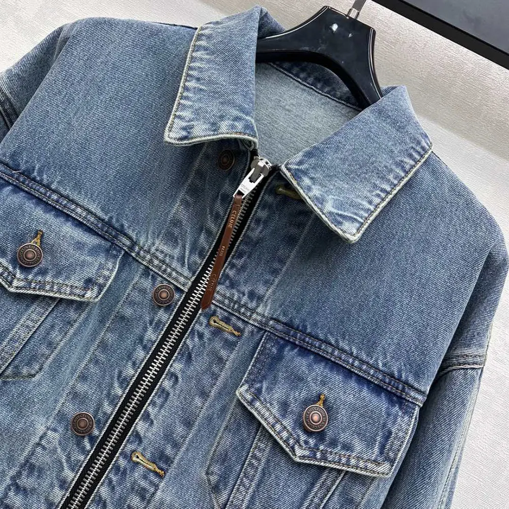 Celine Men Trucker Jacket in Denim RV0ZW930F