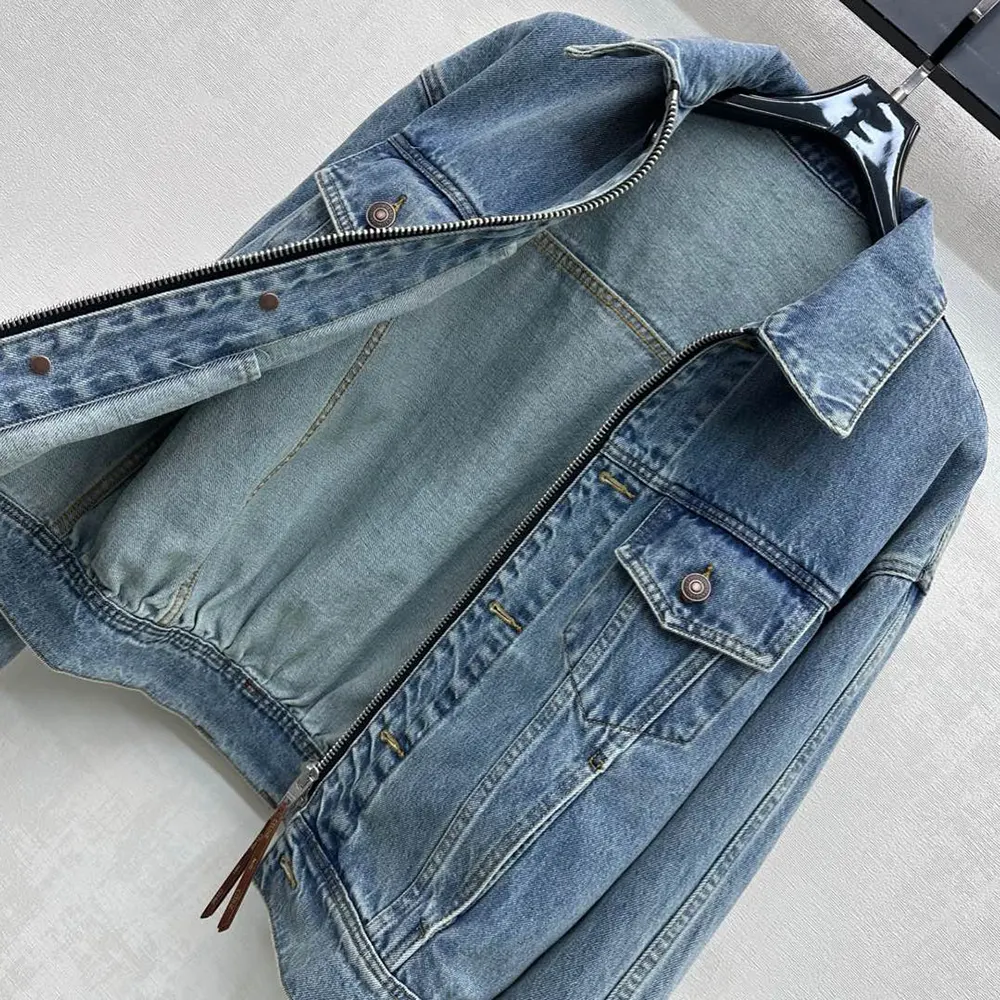 Celine Men Trucker Jacket in Denim RV0ZW930F