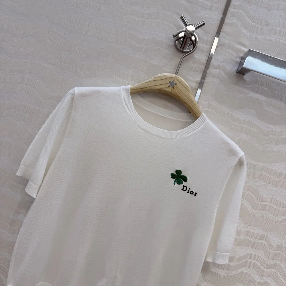 Dior Men Short-Sleeved Fitted Sweater White Wool Knit with Green and Black Dior Clover Signature