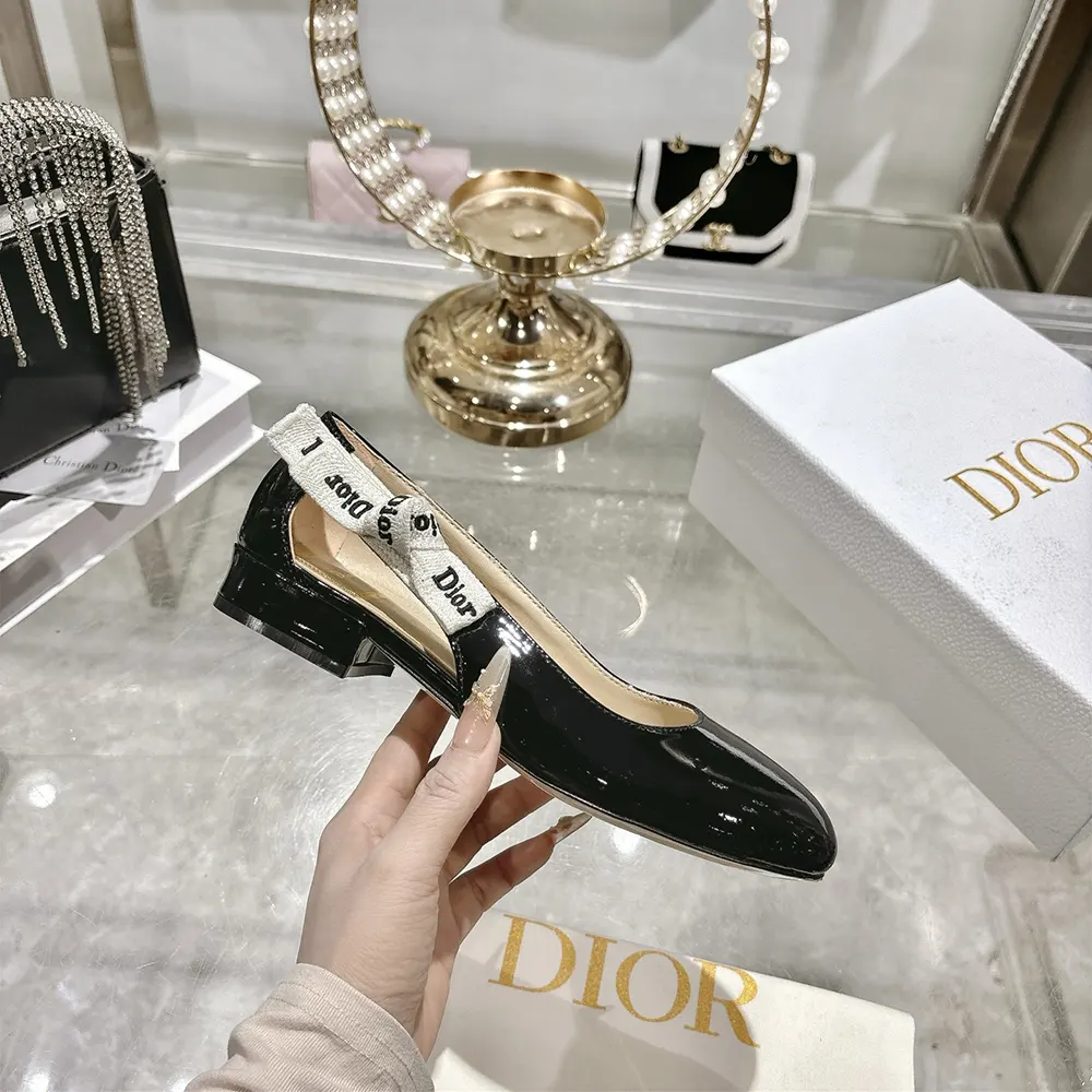 Dior Women J’Adior Ballet Flat Black Patent Calfskin KCF159VNI
