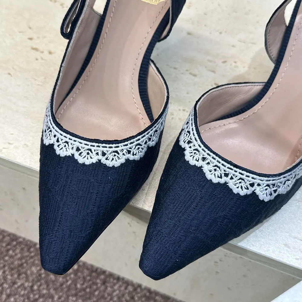 Dior Women J’Adior Slingback Pump Blue Dior Oblique Embroidered Cotton and White Lace