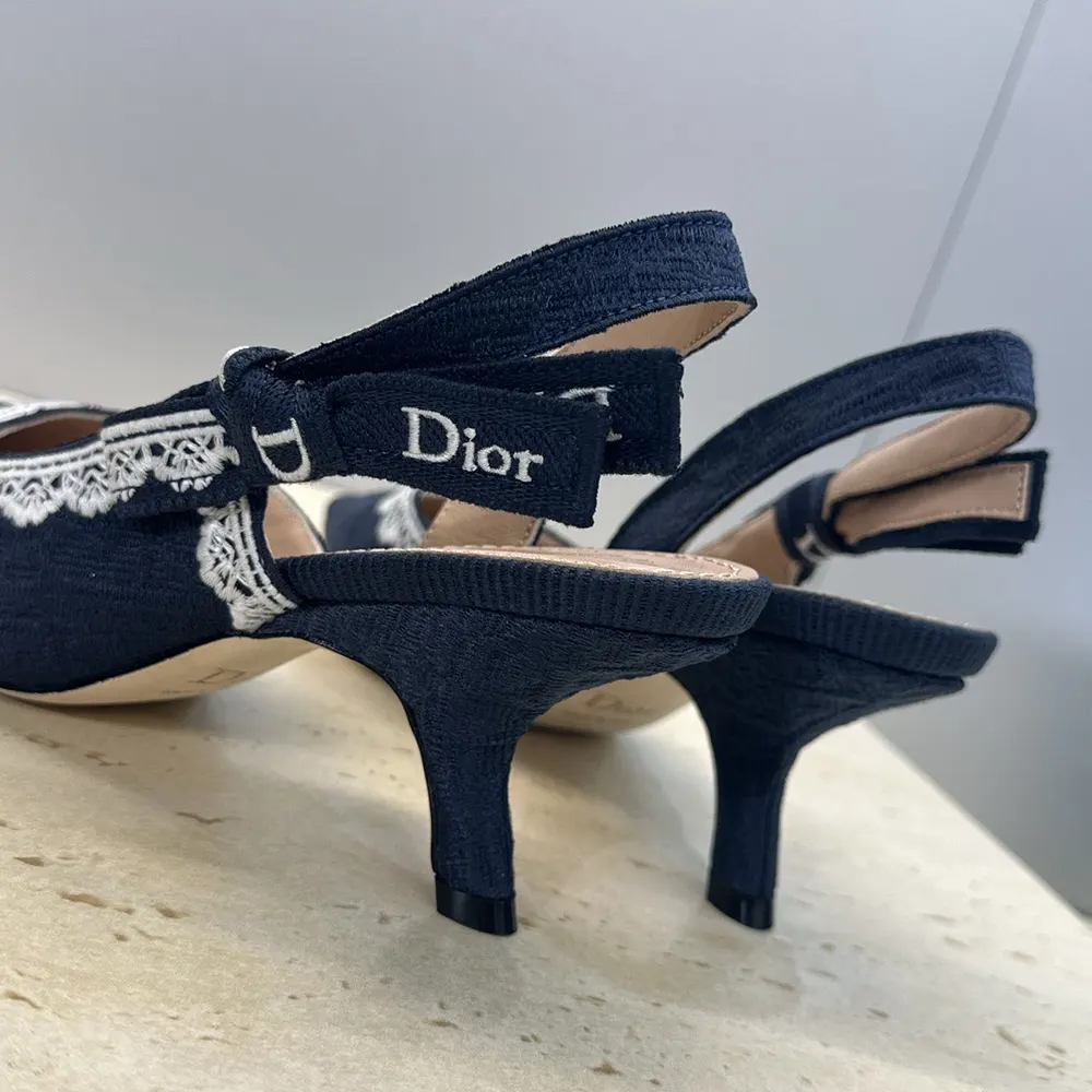 Dior Women J’Adior Slingback Pump Blue Dior Oblique Embroidered Cotton and White Lace