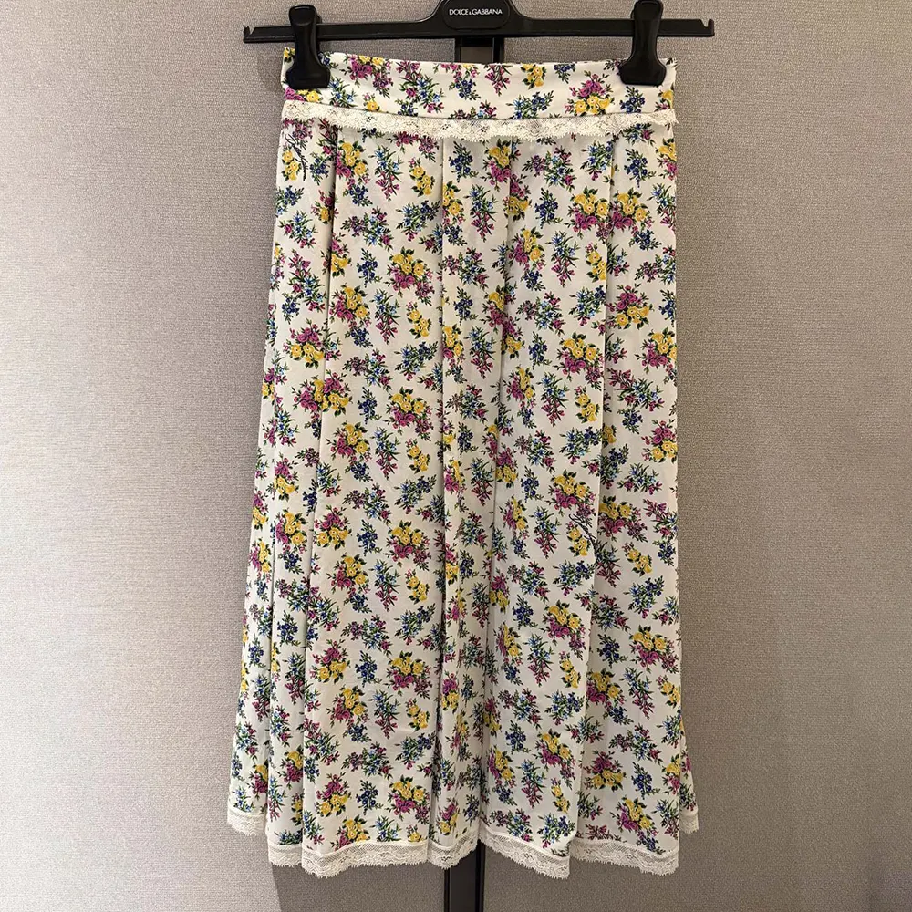 Dolce Gabbana D&G Women Small Floral-Print Poplin Skirt