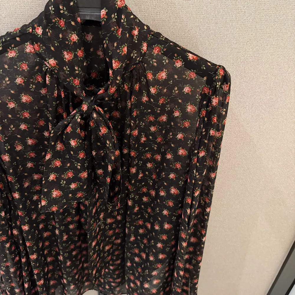 Dolce Gabbana D&G Women Small Rose-Print Chiffon Top