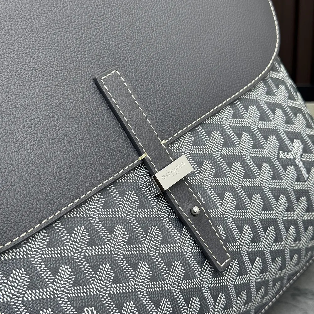 Goyard Unisex Coursier Messenger Bag-Grey COURSIMMLTY51CL51P